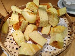 手工玉米烤馍-龚兴城鱼羊吉·小亮蒸虾·武汉地标美食(苗栗路店)