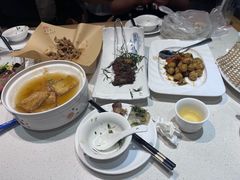 -聚友斋(陶瓷琉璃馆水晶街店)