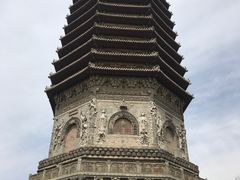 -玲珑塔公园