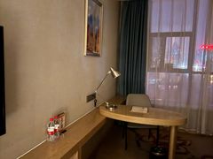 -维也纳国际酒店·西京医院胡家庙地铁站店