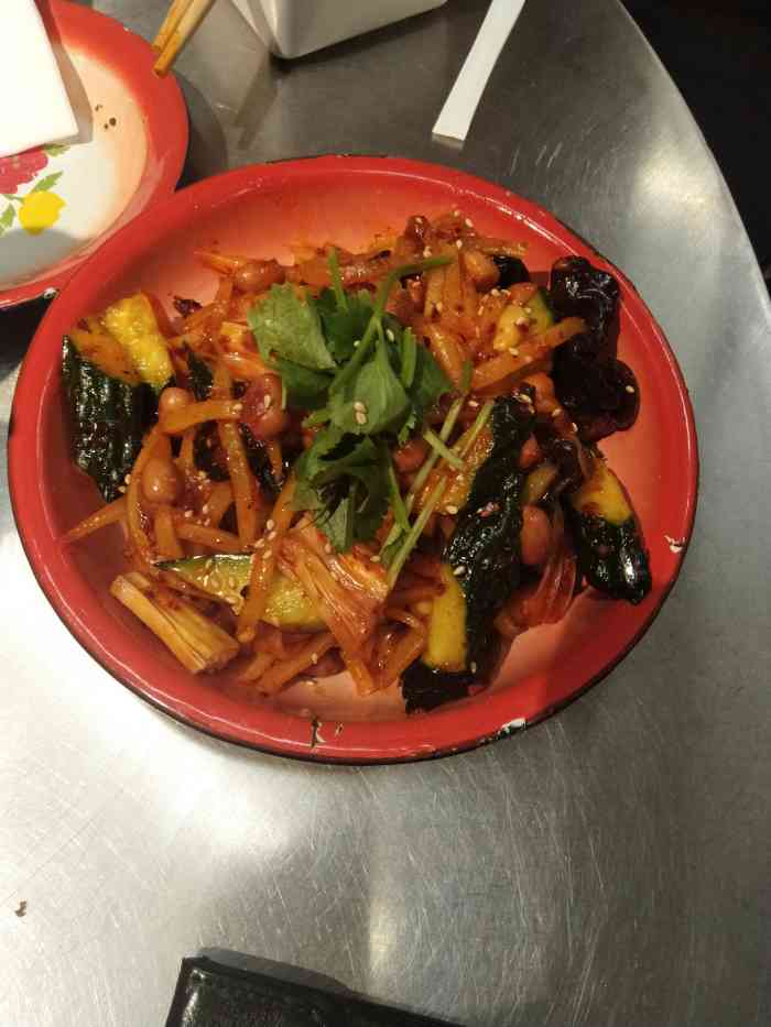 壮哥烤肉-"店里的装修很复古 有点港风的感觉菜单很."-大众点评移动版