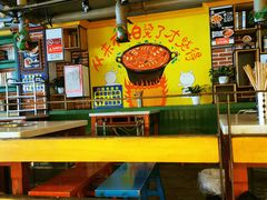 大堂-钢管厂歆瑞源油卤串串香(春熙路太古里店)