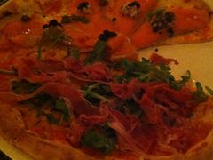 三文鱼火腿披萨-PIZZA BIANCA(民园店)