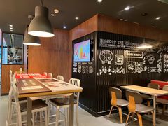 大堂-汉堡王(华润五彩城店)