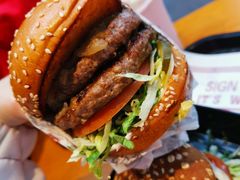 -The Habit Burger Grill 哈比特汉堡(复兴soho店)