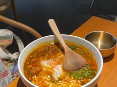 -SHAN山(前滩太古里店)