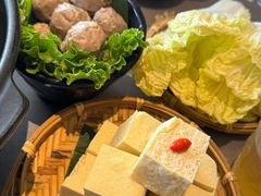 -罗勒家·养生火锅· Bistro(大望路店)