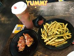 -YULOI予乐炸鸡(平乐店)