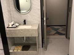 -七橙公寓(昌岗地铁站广州美术学院店)