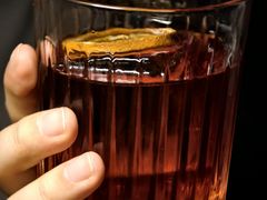 -Mx.cocktail bar