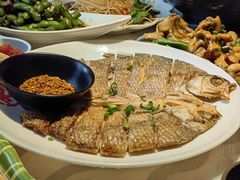 -肥肥虾庄·金牌油焖大虾(沙湖店)