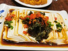 -超越炭火牛蛙火锅鸡(河东店)