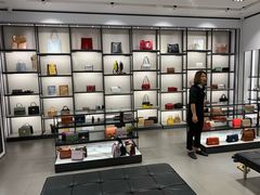 -CHARLES&KEITH(城西银泰店)