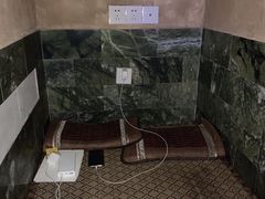 -丽池宫韩式汗蒸会馆(华灯坊店)