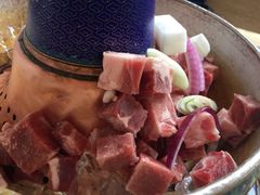 -毛辣果·贵州红酸汤牛肉火锅(西单店)
