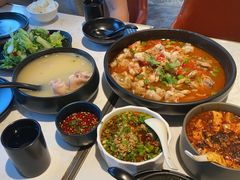 -本来精品川菜(嘉里中心店)