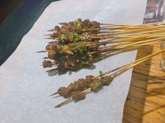 酱爆烤肉-小食迹贵阳丝娃娃(世纪金源店)