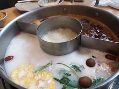 -江小渔鲜鱼火锅(冠亚星城店)