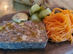 -羽深肉铺 Steak & Wine