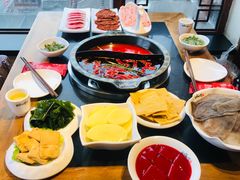 -纸盐河码头火锅(十八梯店)