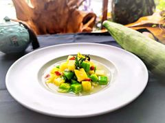 -东湖食堂·湖景餐厅•会议