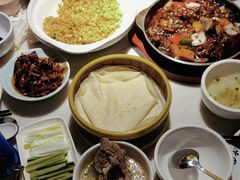 -小菜园新徽菜(镇江丹阳吾悦店)