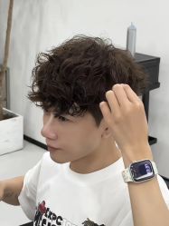 -尤司男士国潮理发馆