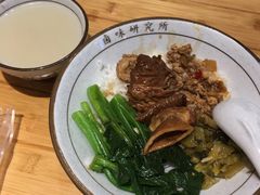 -狮头牌卤味研究所·卤味饭(花城汇南区店)