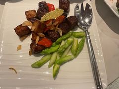 黑金雪花牛肉粒-上海和平饭店龙凤厅 Dragon Phoenix