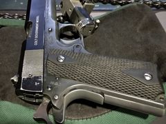 -枪馆1号实弹射击俱乐部