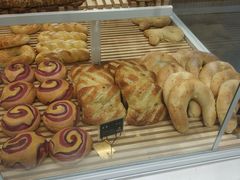 -焙丽拾光(麦凯乐直营店)