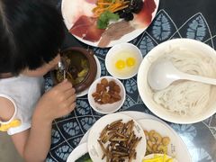 -桥香园云南过桥米线(金马碧鸡店)