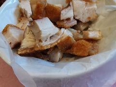 脆口烧肉-园林美食城·本土农家菜(杨和镇店)