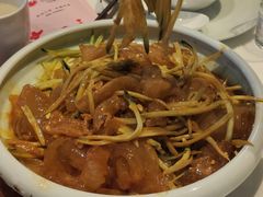 -红樱桃·欢乐餐厅(太原里店)