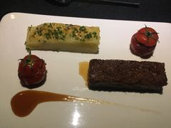 慢煮36小时羊肩肉配葡萄番茄-AZUL by FUEL蓝色·法式酒馆(琶醍店)