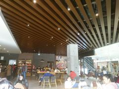 大堂-星巴克臻选(济南万达店)