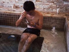 -中家鑫园温泉酒店鑫悦汤泉