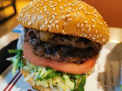 -The Habit Burger Grill 哈比特汉堡(复兴soho店)