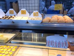 -鲍师傅糕点(江苏路店)