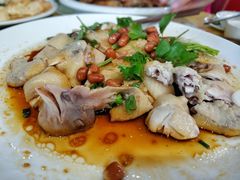 红葱头淋清远走地鸡-花好悦园(瀛洲店)