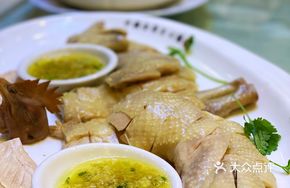 Guangzhou Intangible Cultural Heritage Qingxin Chicken