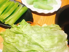 -超越炭火牛蛙火锅鸡(河东店)