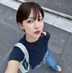 -苑苑发型设计