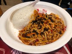 鱼香肉丝饭-阳阳中国饭(北京荟聚店)