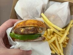 Nellore内洛儿厚牛肉堡-棒约翰比萨·意面(松江开元店)