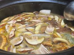 -一朵菌·野生菌探索家火锅(南亚店)