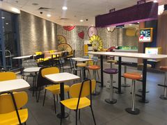 大堂-麦当劳(广州新港东路第二分店)