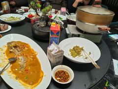 -忆江南·临江鱼馆