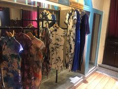 -东口码头·烧鸽子·鱼头泡饼·地方菜(金鹰悦城店)