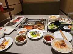 -海底捞火锅(杭州天虹购物中心店)